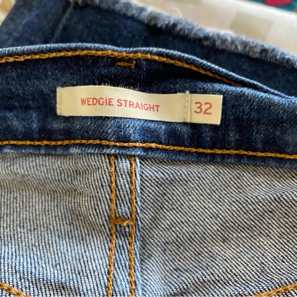 Levi’s 501 Wedgie Straight Jeans - Picture 7 of 9